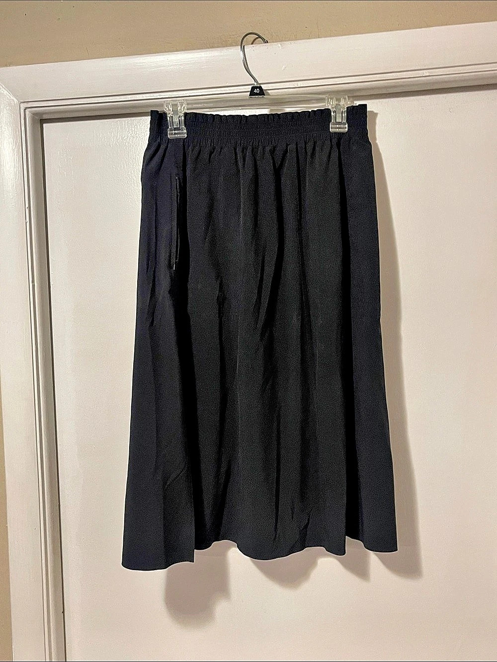 Athleta Black active Midi Skirt Size Medium